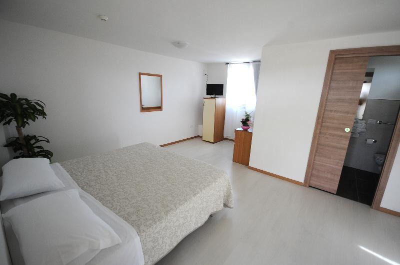 Hotel Jupiter Κατόλικα Εξωτερικό φωτογραφία
